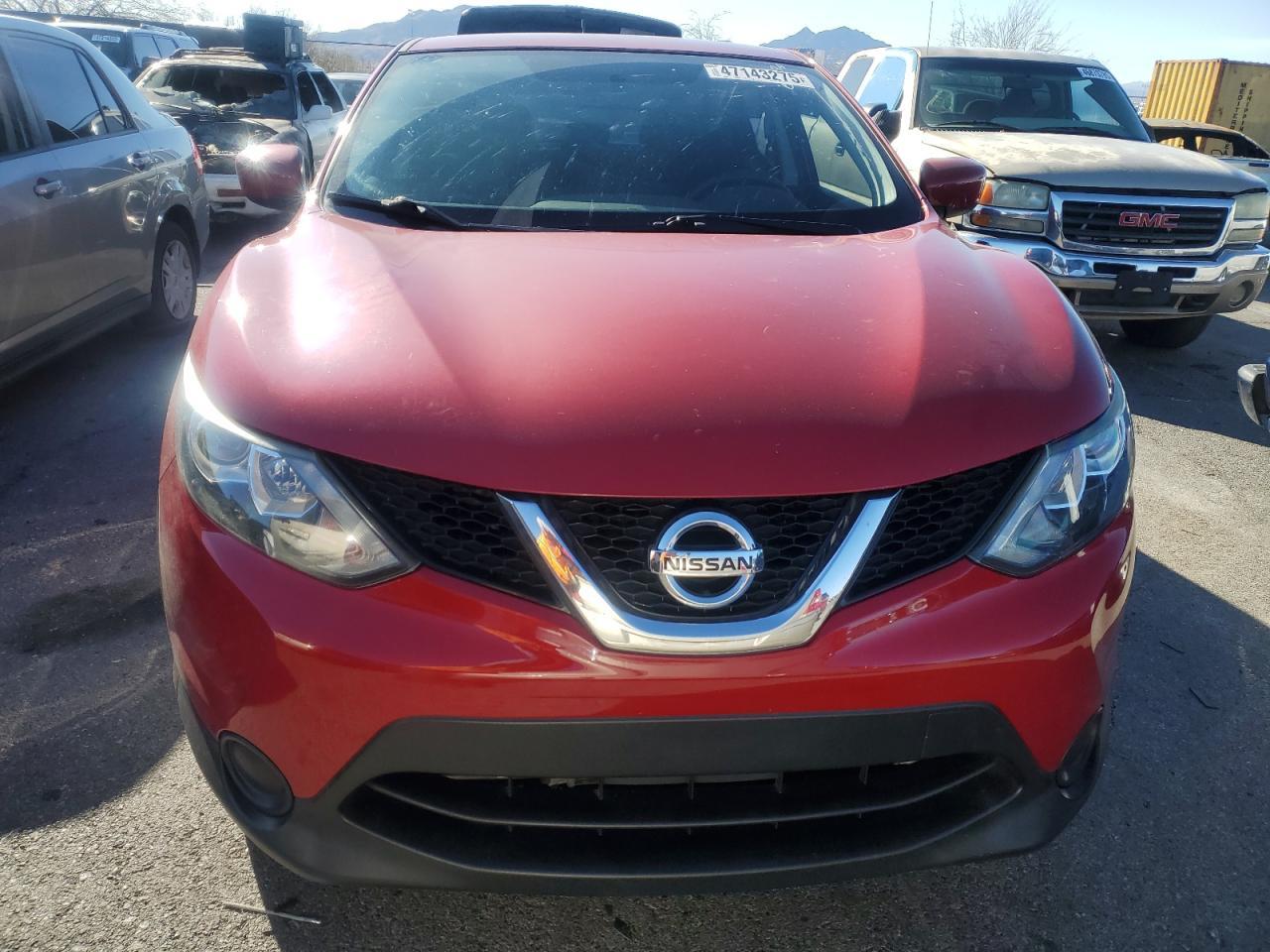 2017 Nissan Rogue Sport S - Фото 5