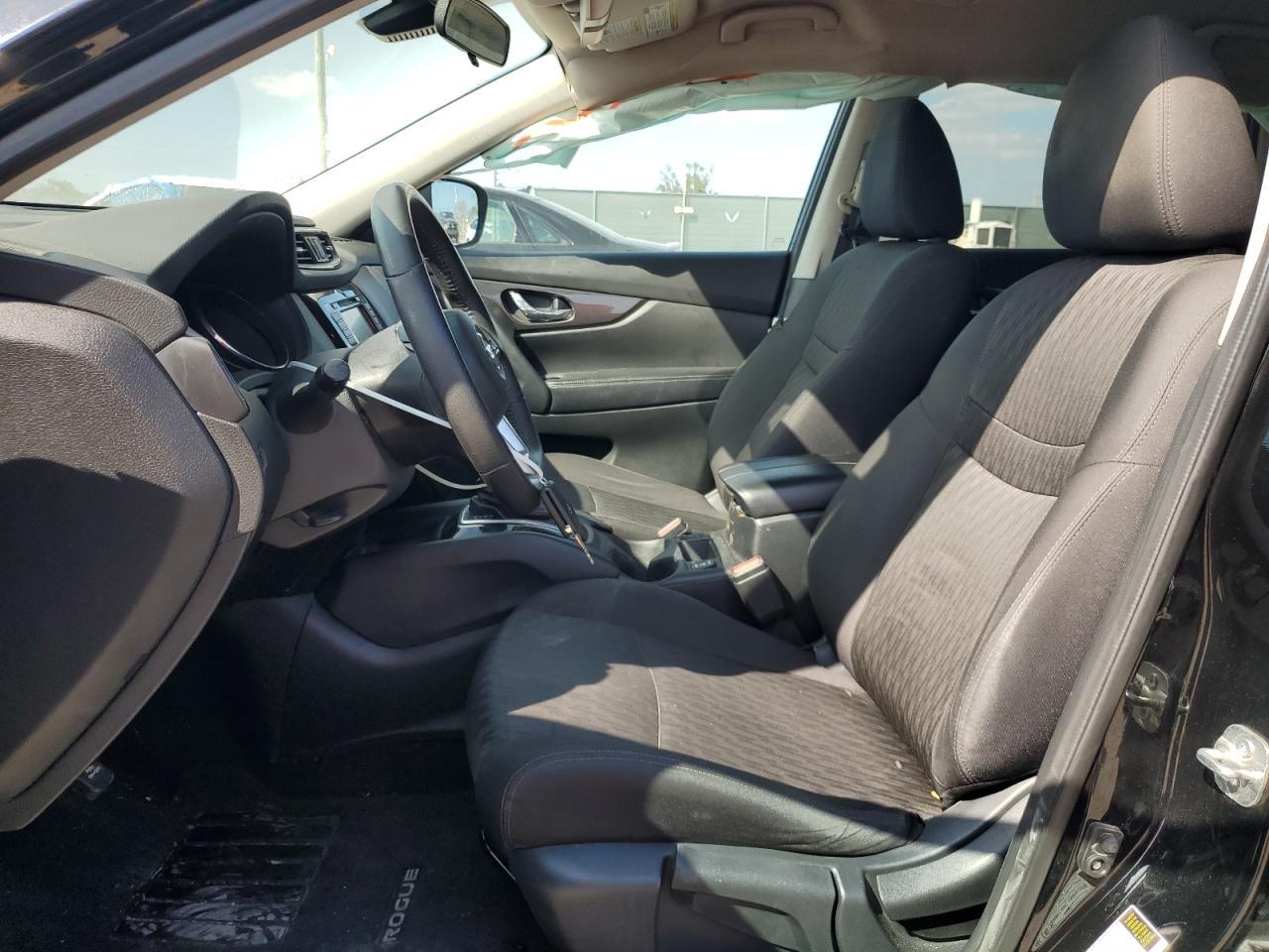2019 Nissan Rogue S - Image 7