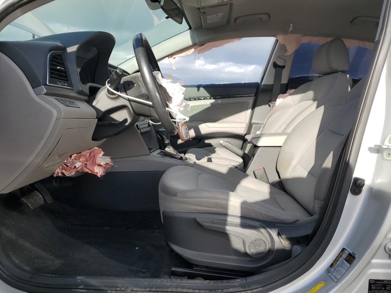 2017 Hyundai Elantra Se - Фото 7