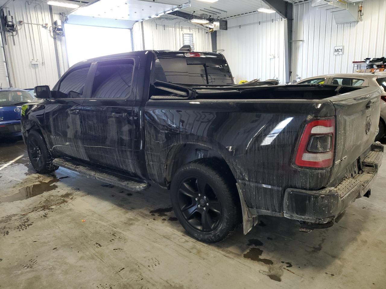 2022 Ram 1500 Sport - Фото 2