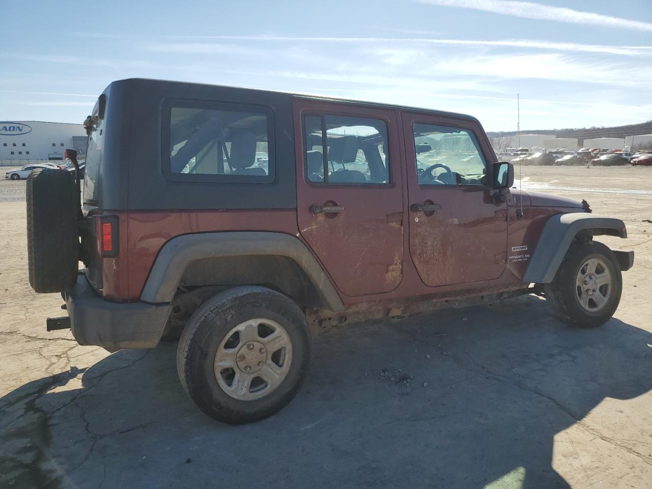 2010 Jeep Wrangler Unlimited Sport - Image 3