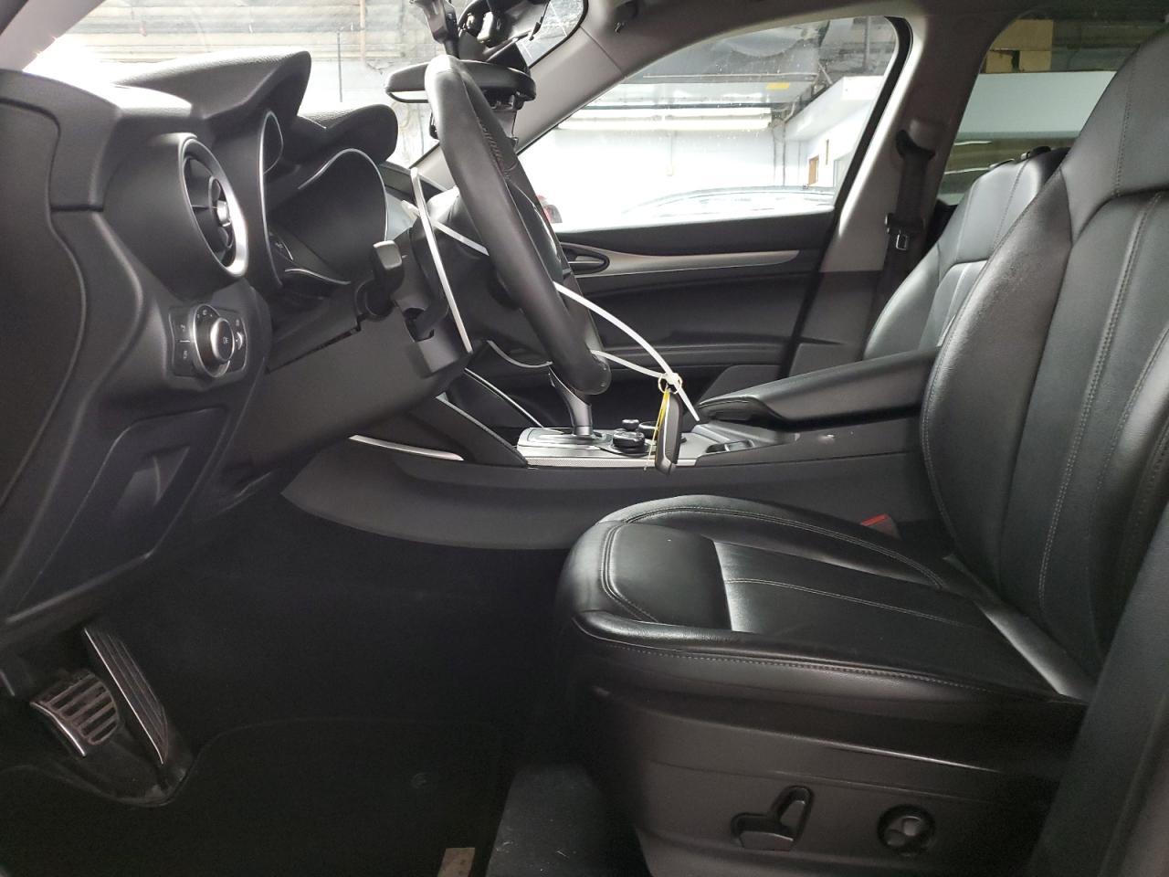 2018 Alfa Romeo Stelvio Sport - Фото 7