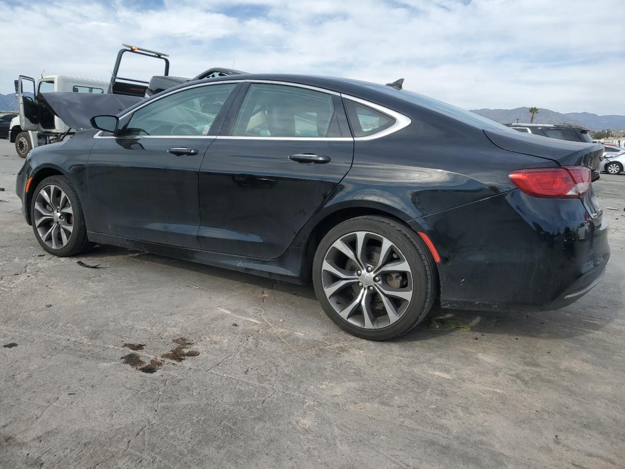 2015 Chrysler 200 - Image 2