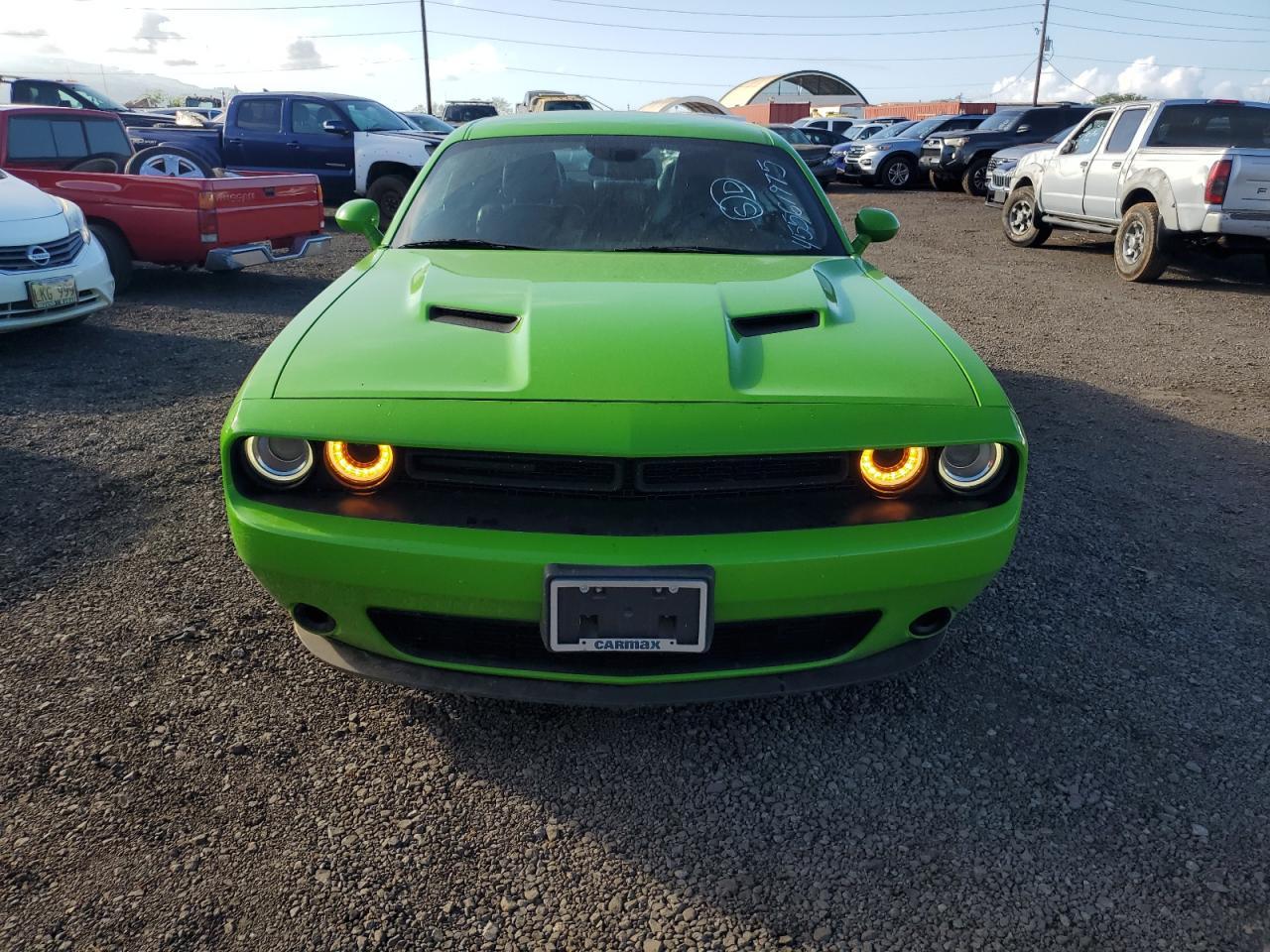 2017 Dodge Challenger Sxt - Image 5