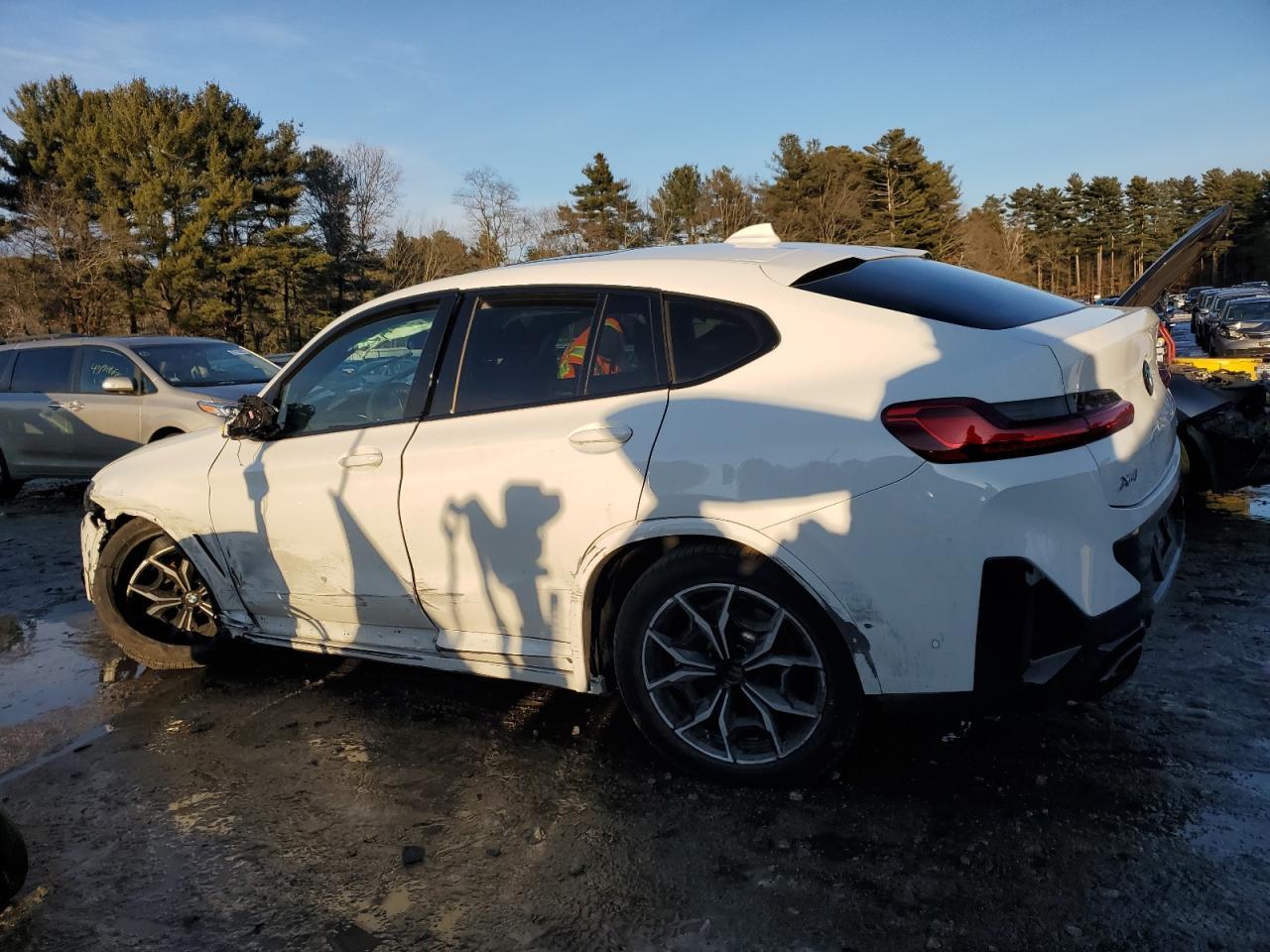 2024 BMW X4 xDrive30I - Фото 2