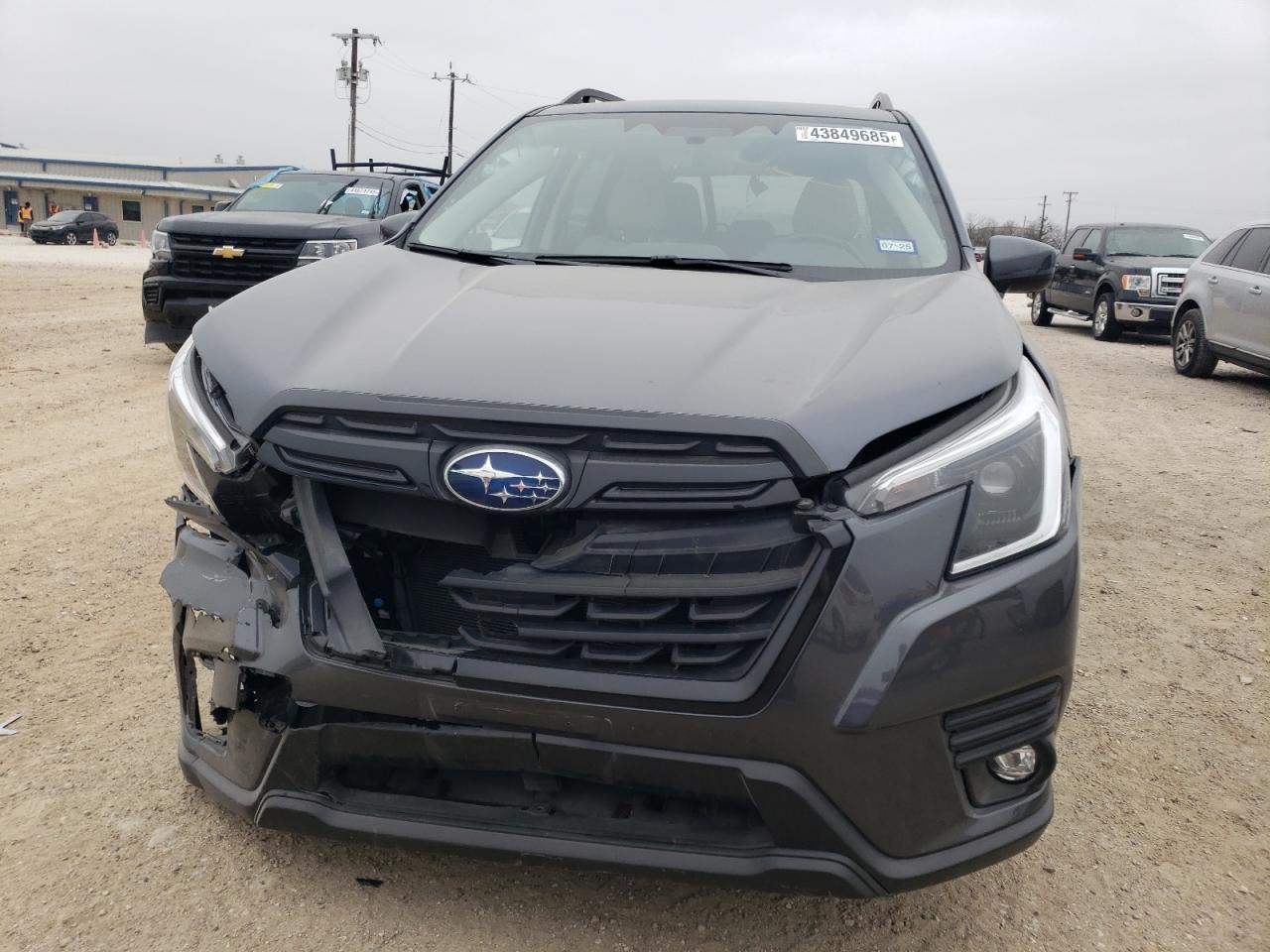 2024 Subaru Forester Premium - Image 5