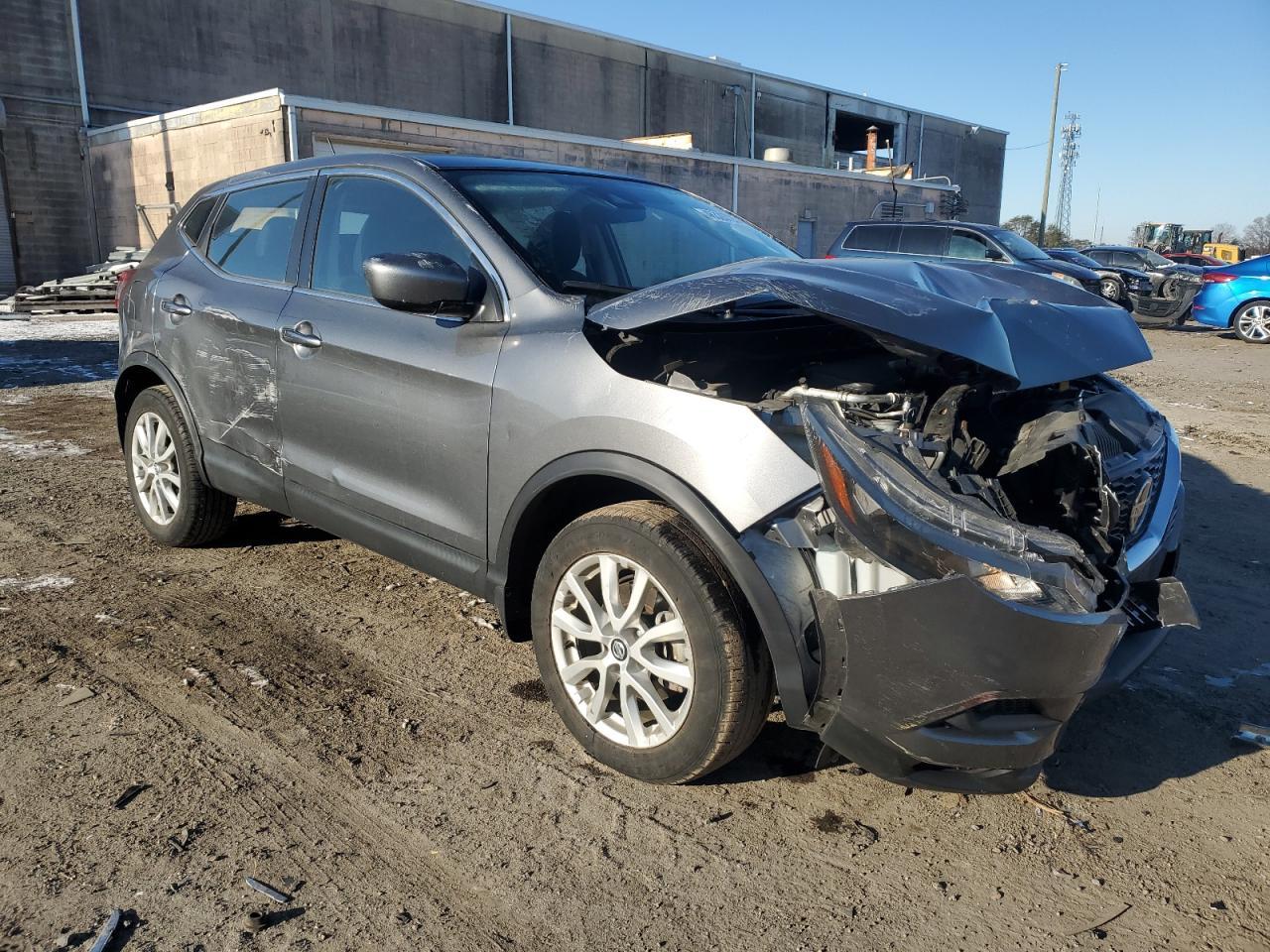 2020 Nissan Rogue Sport S - Image 4