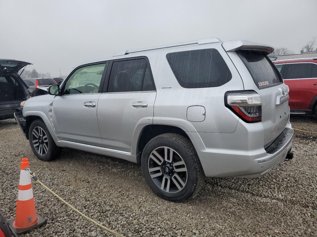 2014 Toyota 4Runner Sr5 - Фото 2
