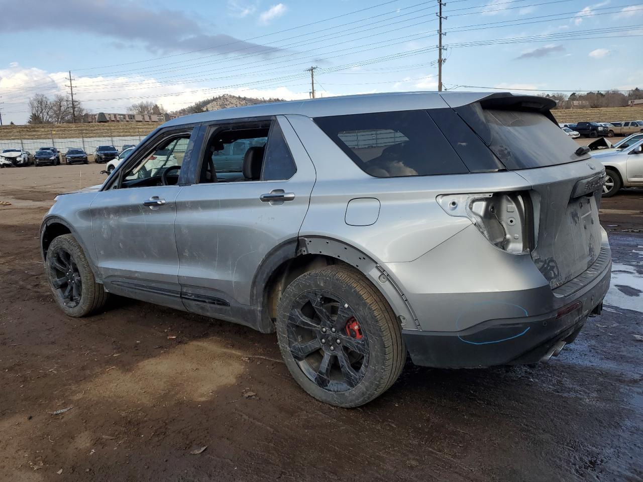 2023 Ford Explorer St - Фото 2