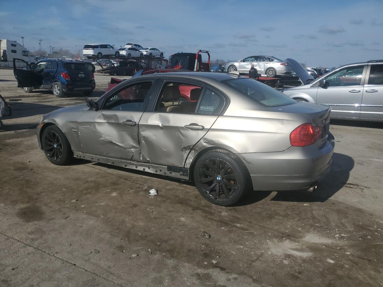 2011 BMW 328 Xi - Фото 2