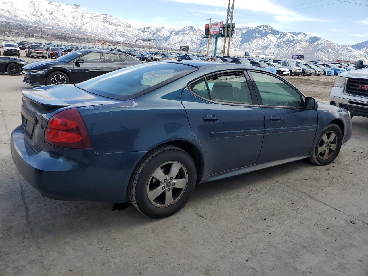 2006 Pontiac Grand Prix - Image 3