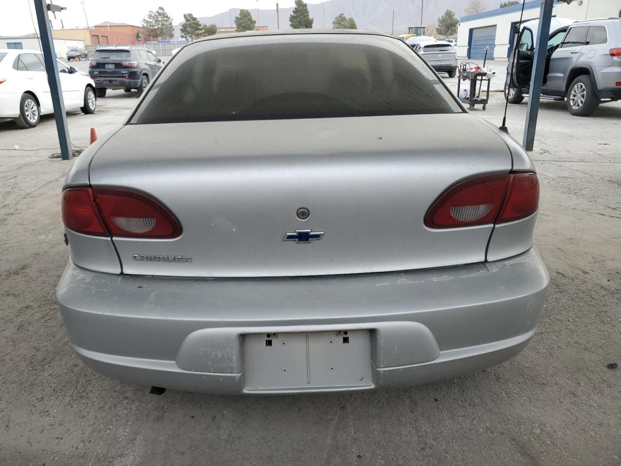 2000 Chevrolet Cavalier - Фото 6