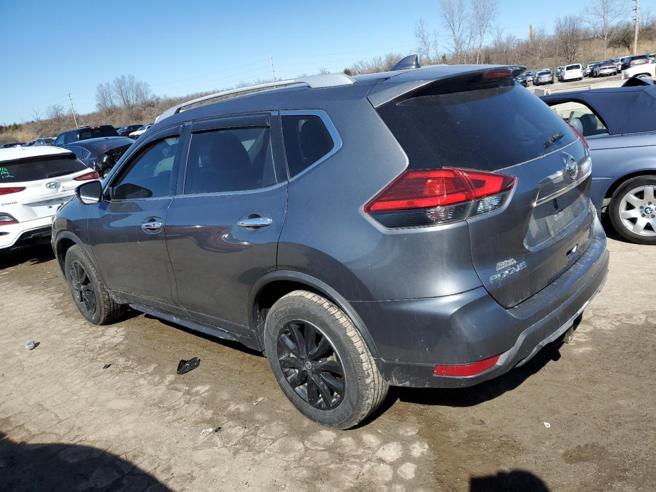 2017 Nissan Rogue S - Фото 2