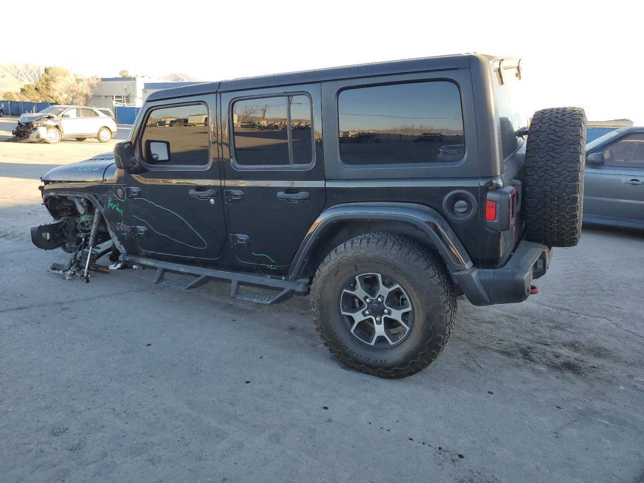 2018 Jeep Wrangler Unlimited Rubicon - Фото 2