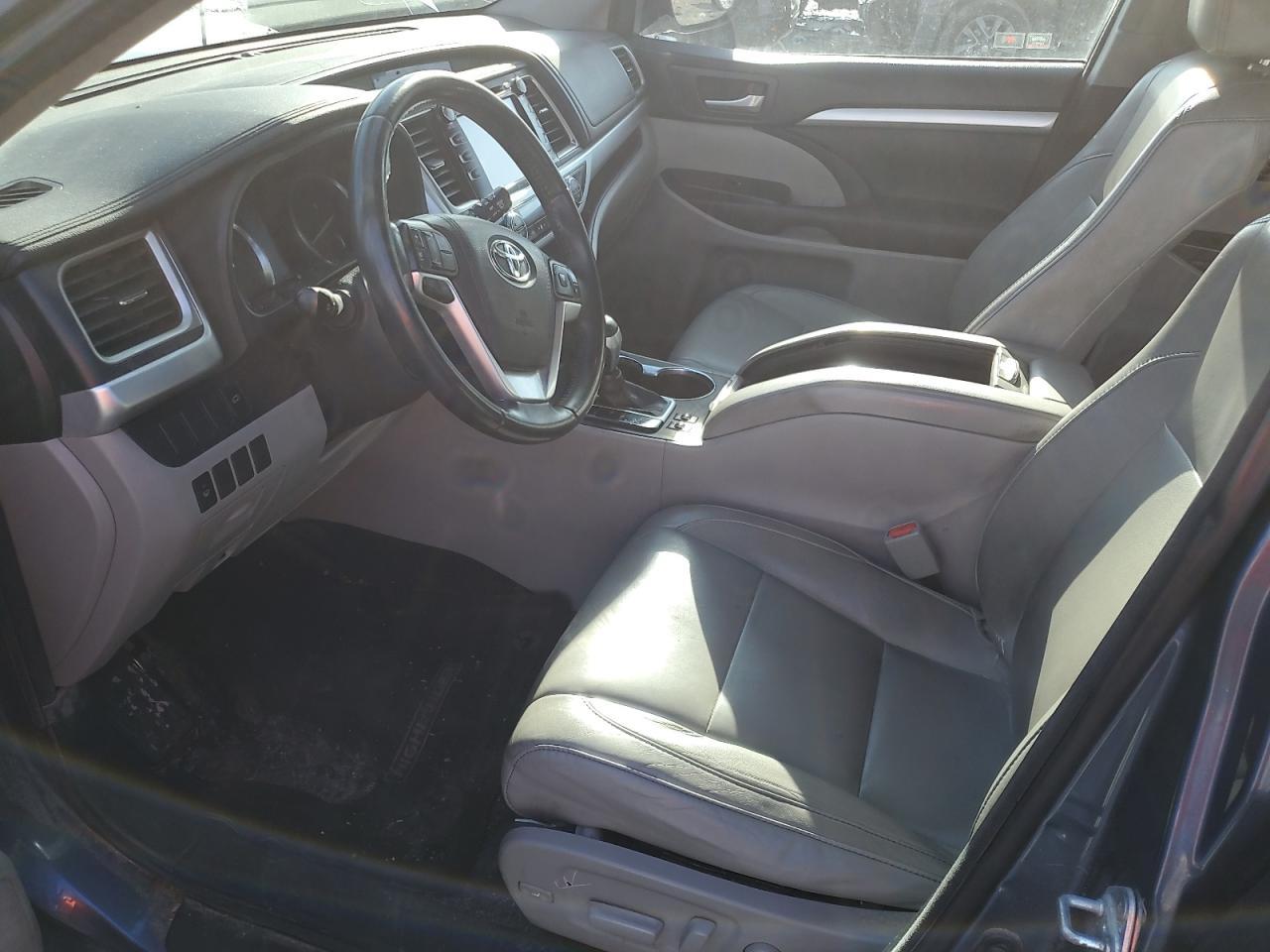 2016 Toyota Highlander Xle - Image 7