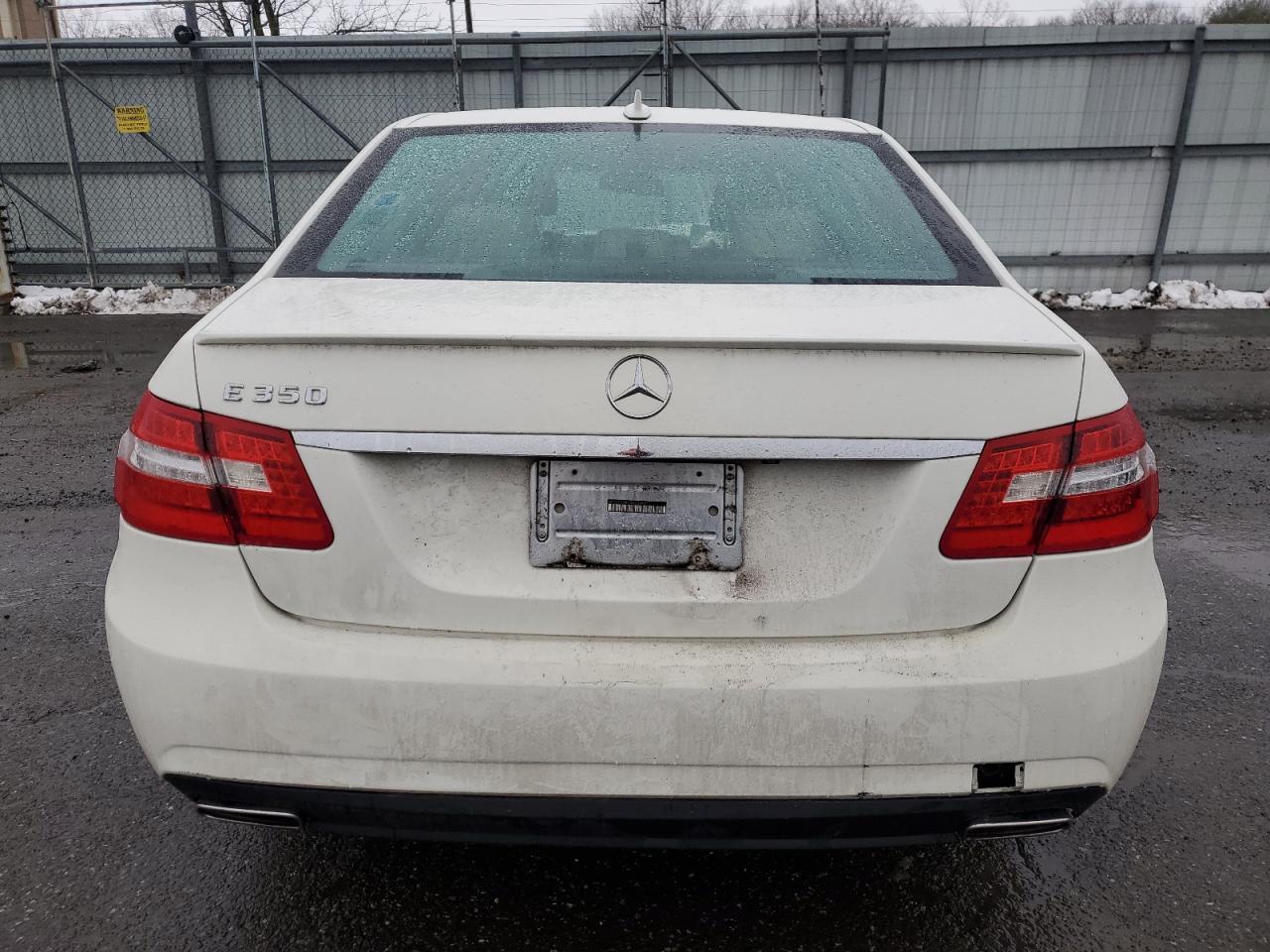 2010 Mercedes-Benz E 350 - Фото 6
