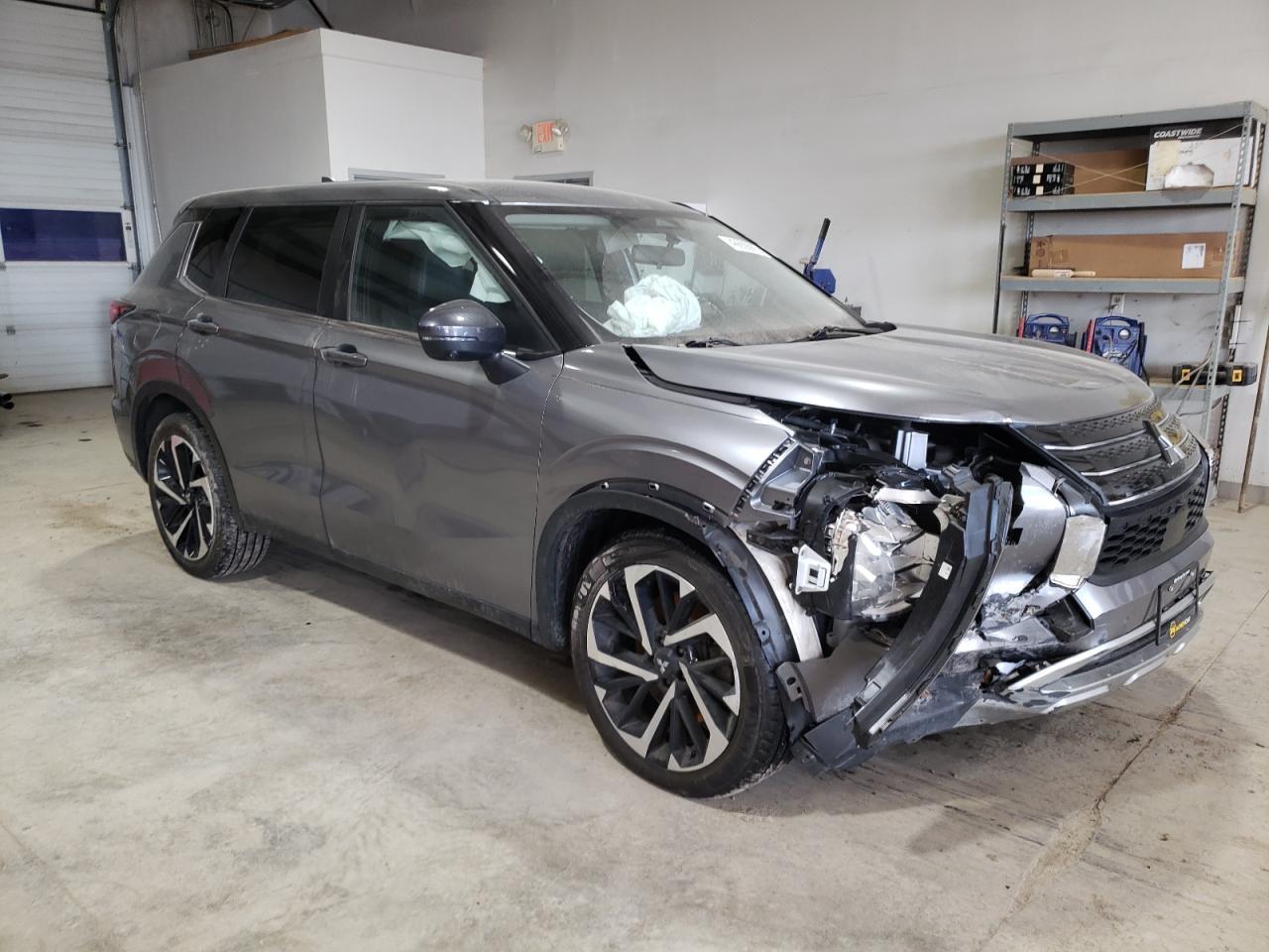 2022 Mitsubishi Outlander Se - Image 4