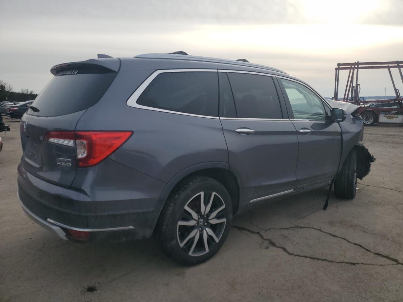 2019 Honda Pilot Touring - Image 3