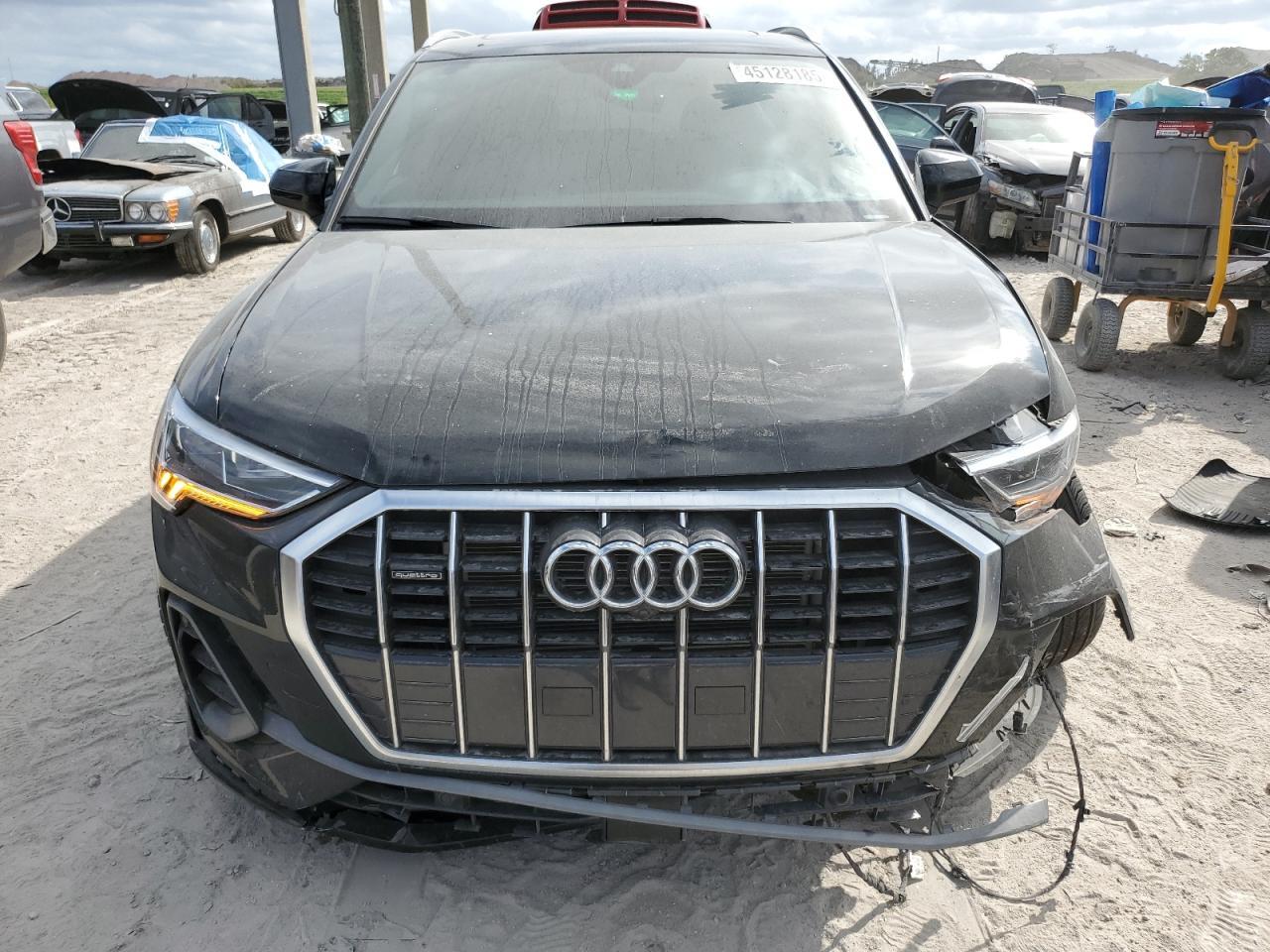 2023 Audi Q3 Premium Plus S Line 45 - Фото 5
