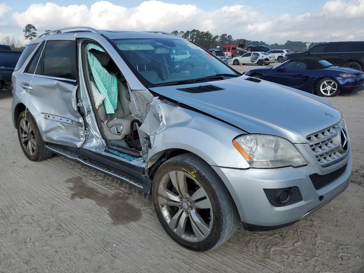 2010 Mercedes-Benz Ml 350 - Фото 4