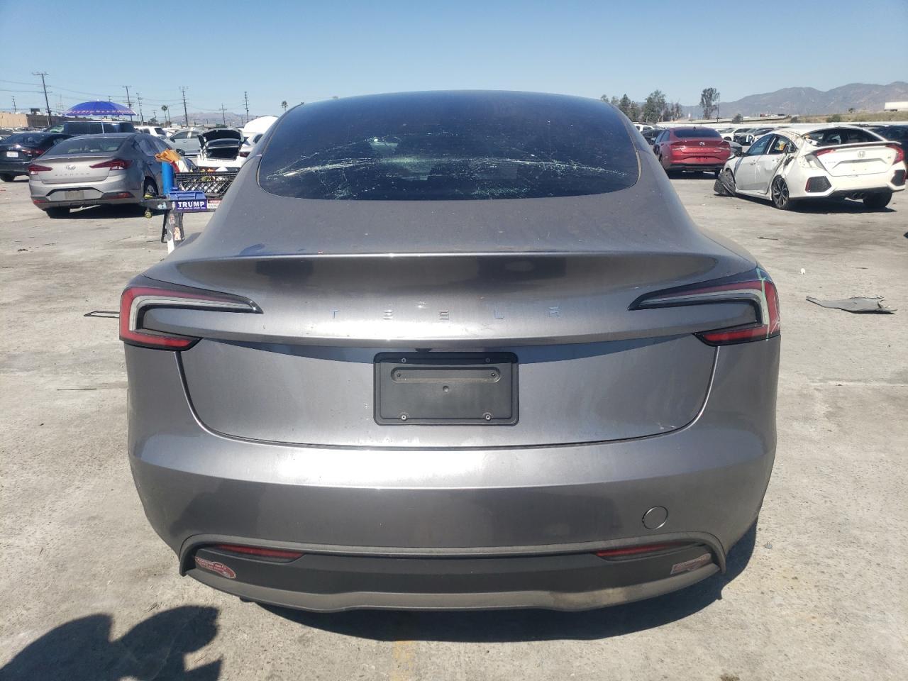 2024 Tesla Model 3 - Фото 6