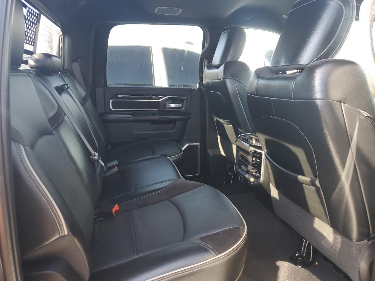 2020 Dodge Ram 3500 Laramie Pickup Truck - Фото 6