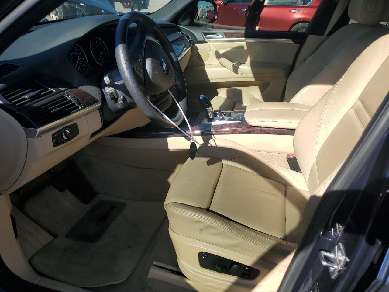 2010 BMW X5 xDrive30I - Фото 7