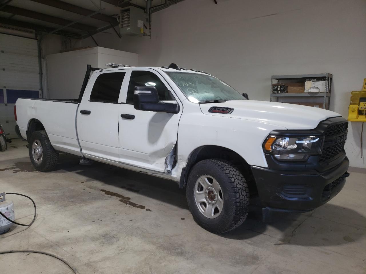 2023 Ram 3500 4Wd Crew Cab ** R & D * Pri Fleet ** - Фото 4
