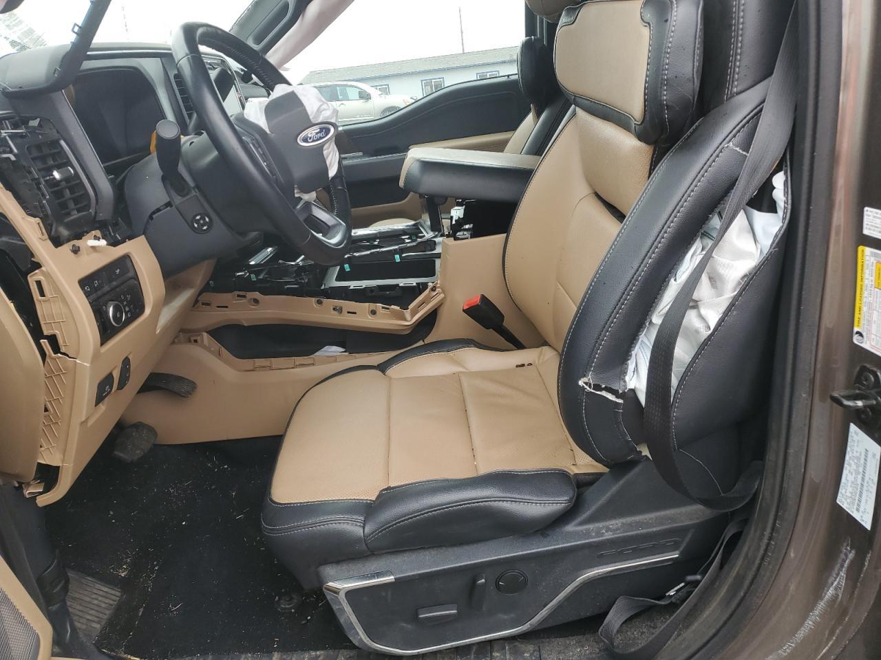 2023 Ford F350 Super Duty - Image 7
