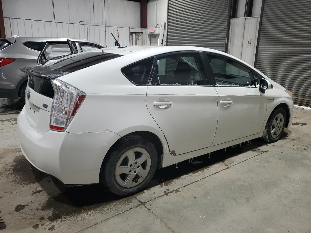 2010 Toyota Prius - Image 3