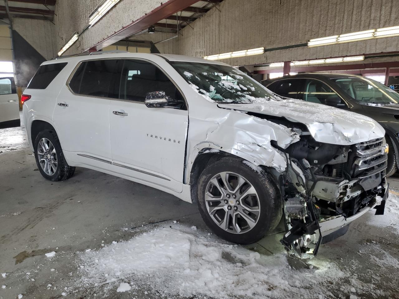 2018 Chevrolet Traverse Premier - Фото 4