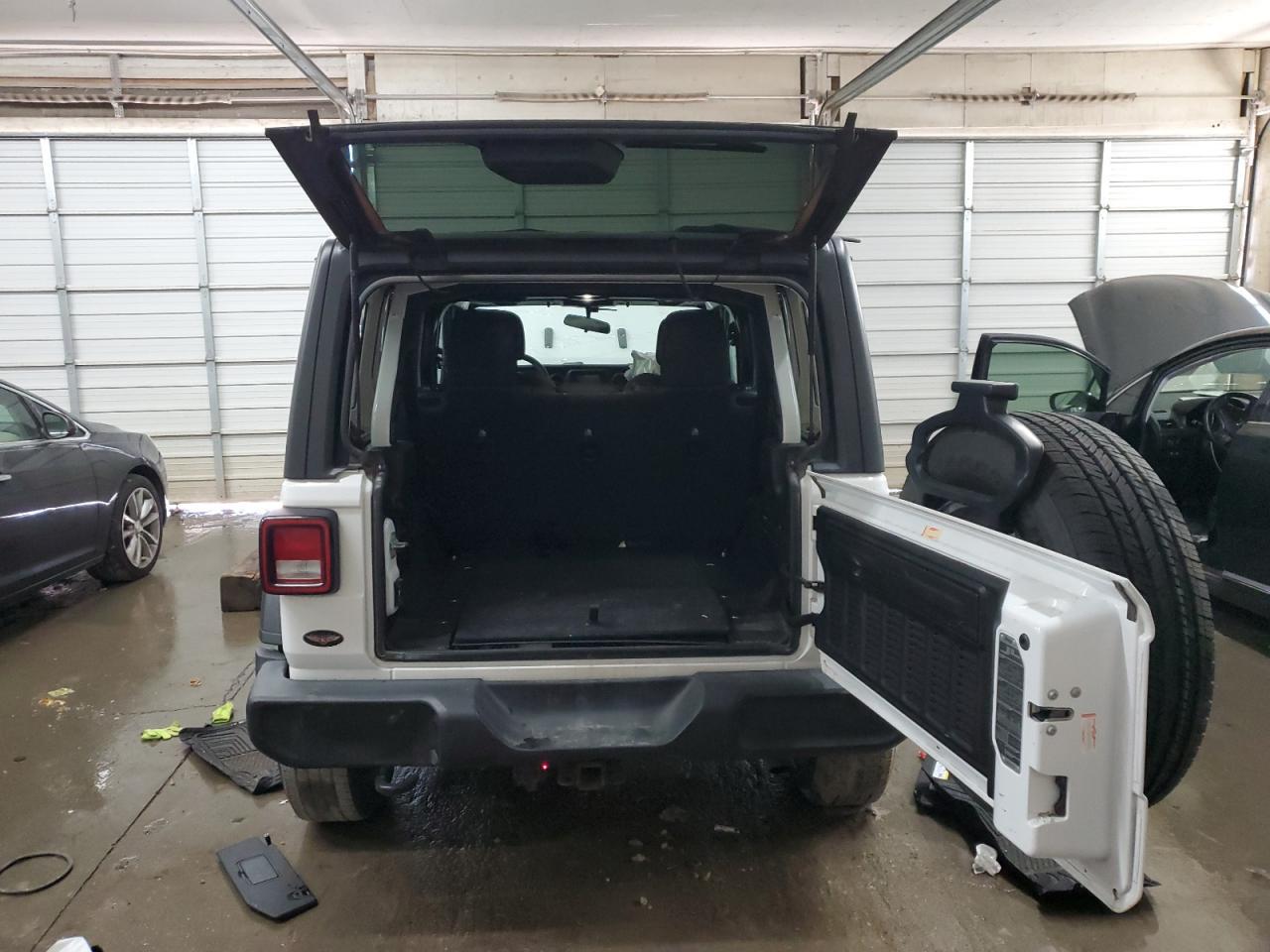 2018 Jeep Wrangler Unlimited Sport - Фото 6