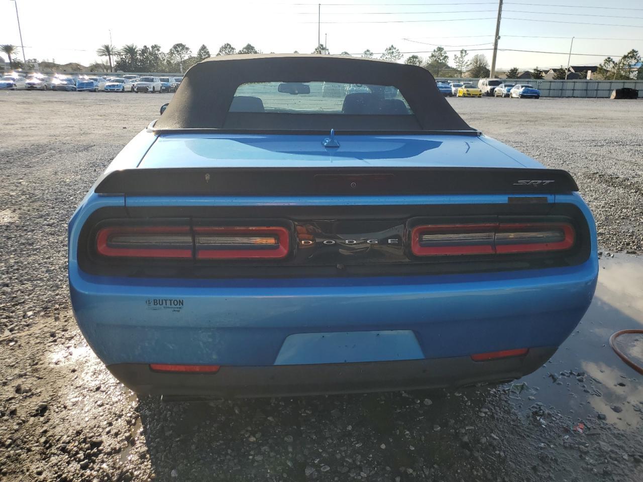 2016 Dodge Challenger Srt Hellcat - Image 6
