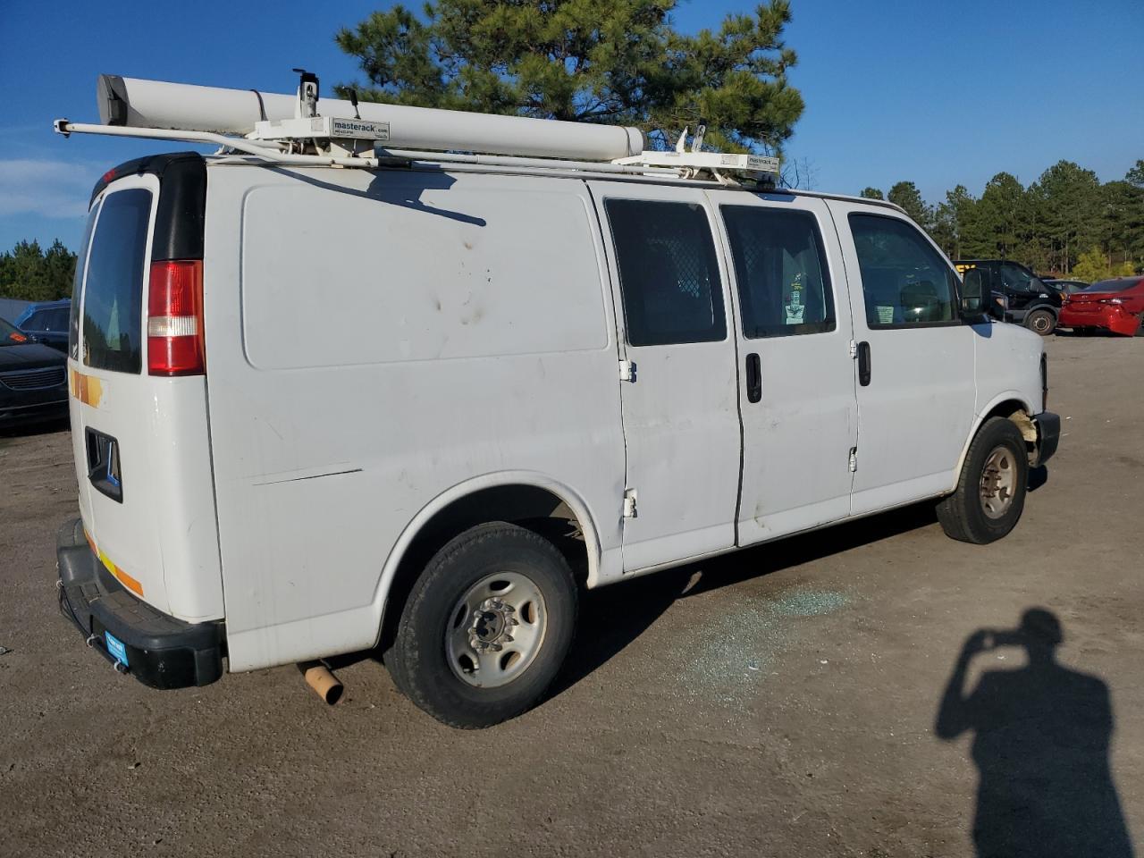 2013 Chevrolet Express G2500 - Фото 3