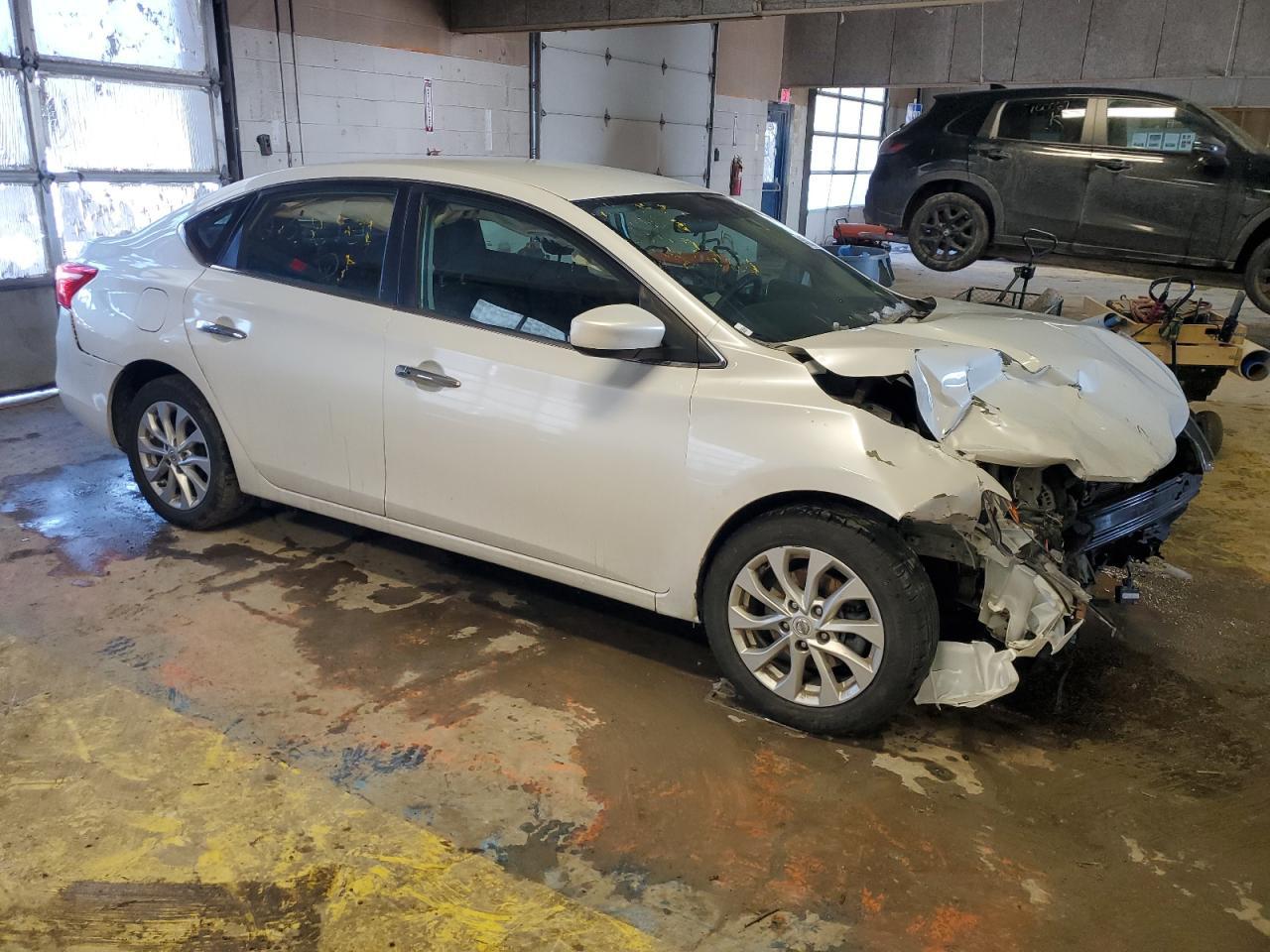 2018 Nissan Sentra S - Фото 4