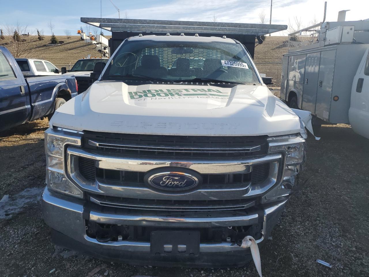 2021 Ford F350 Super Duty - Фото 5