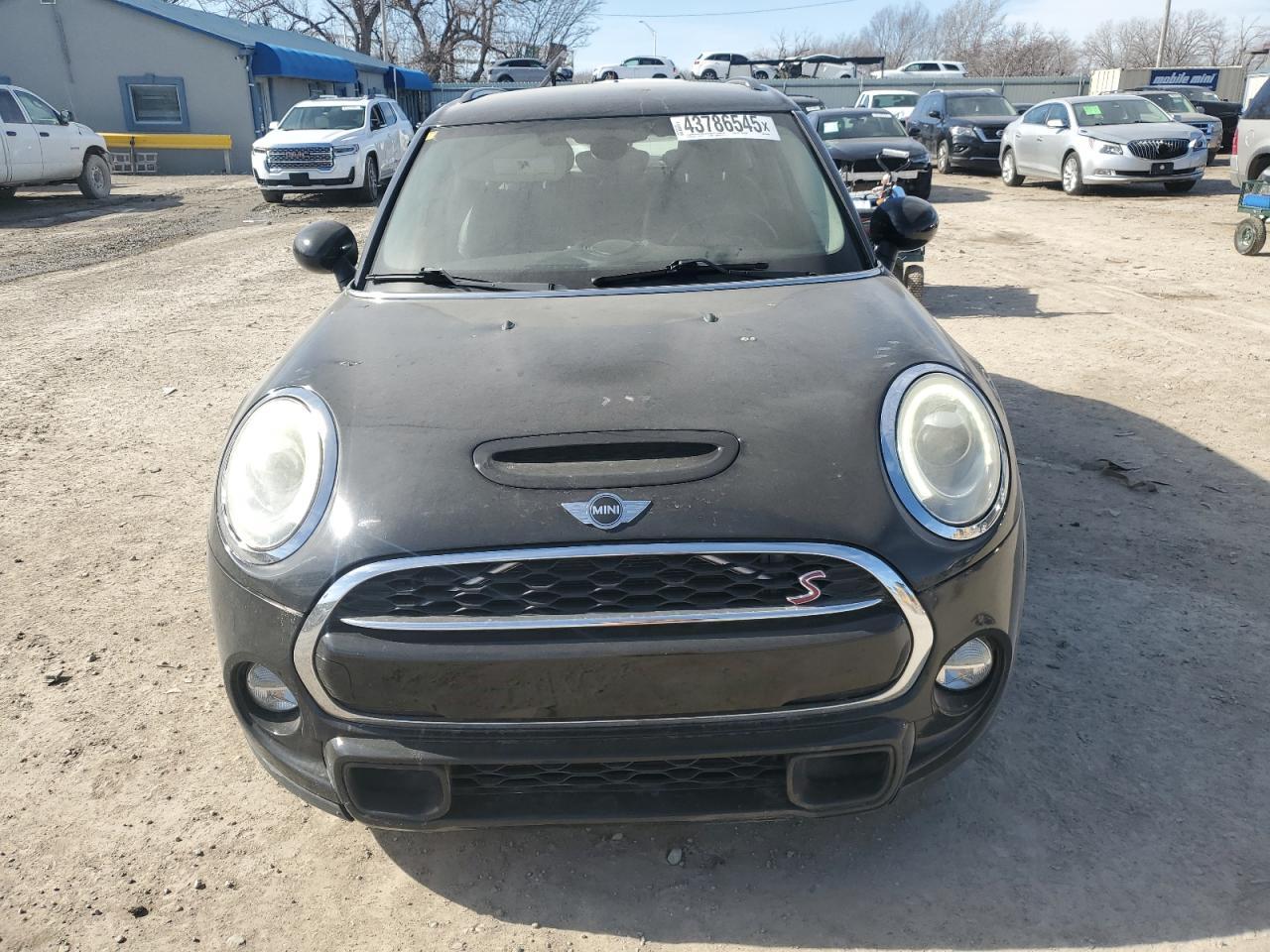 2017 Mini Cooper S - Image 5
