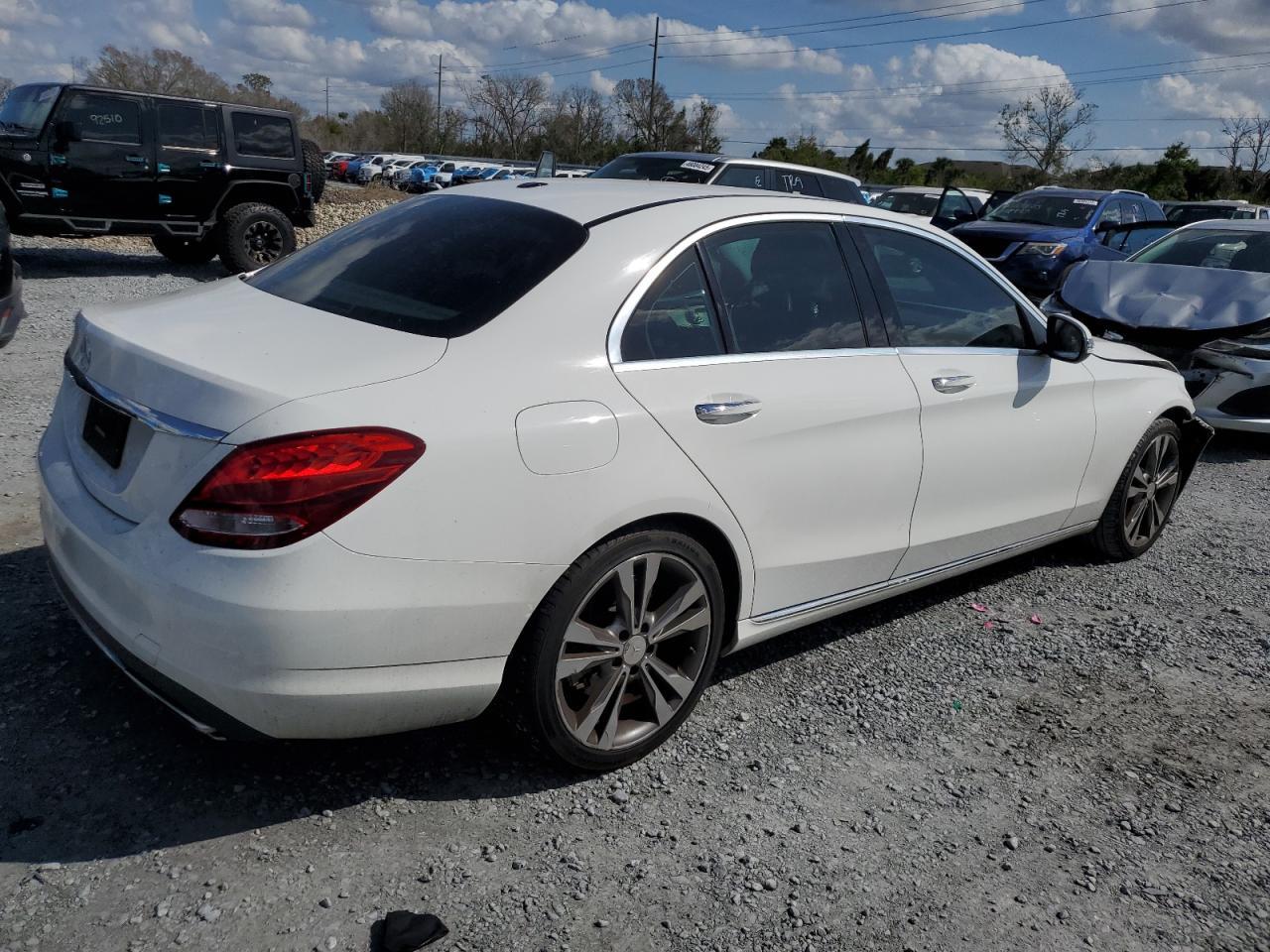 2016 Mercedes-Benz C 300 - Image 3