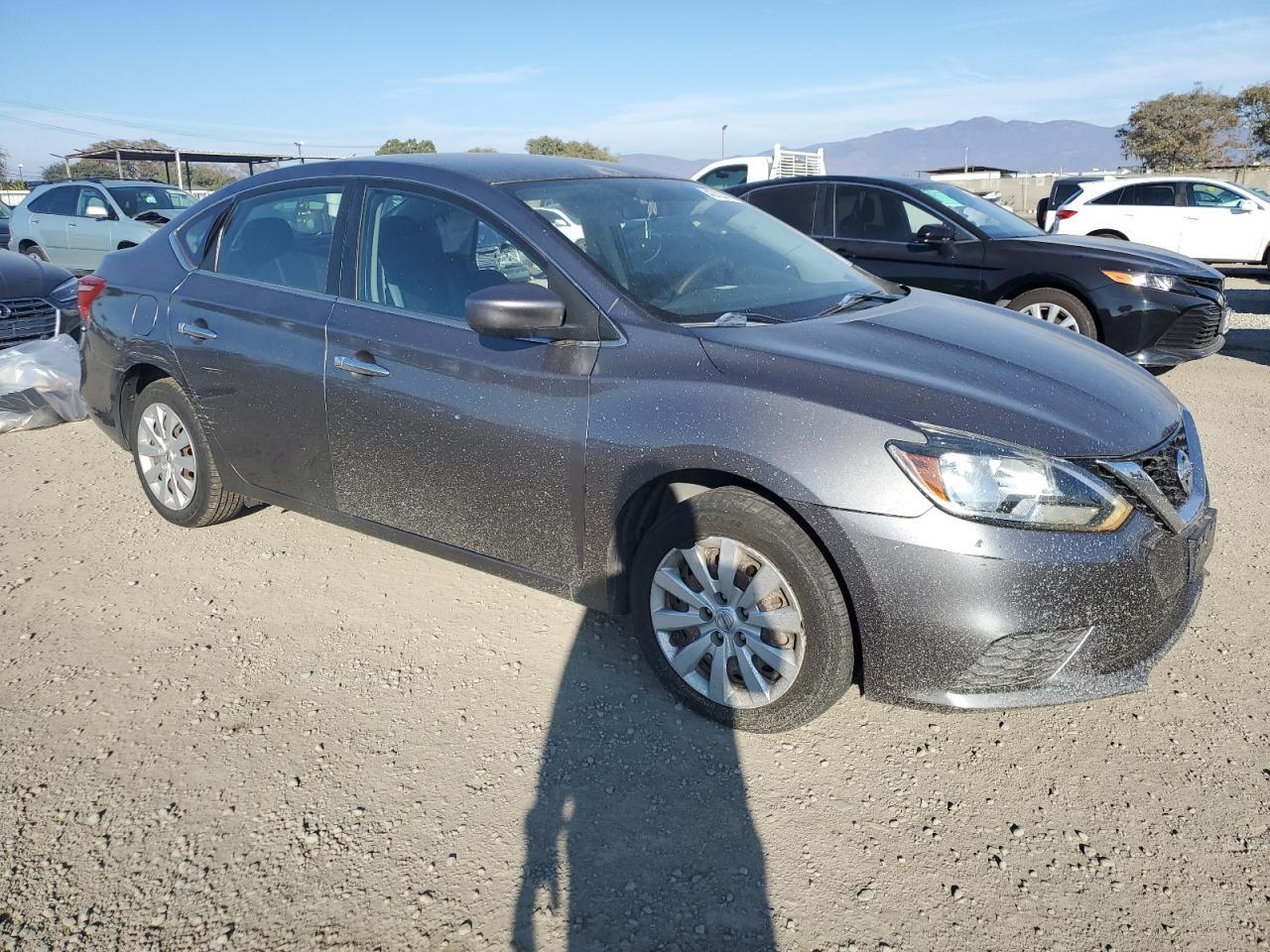 2016 Nissan Sentra S - Фото 4
