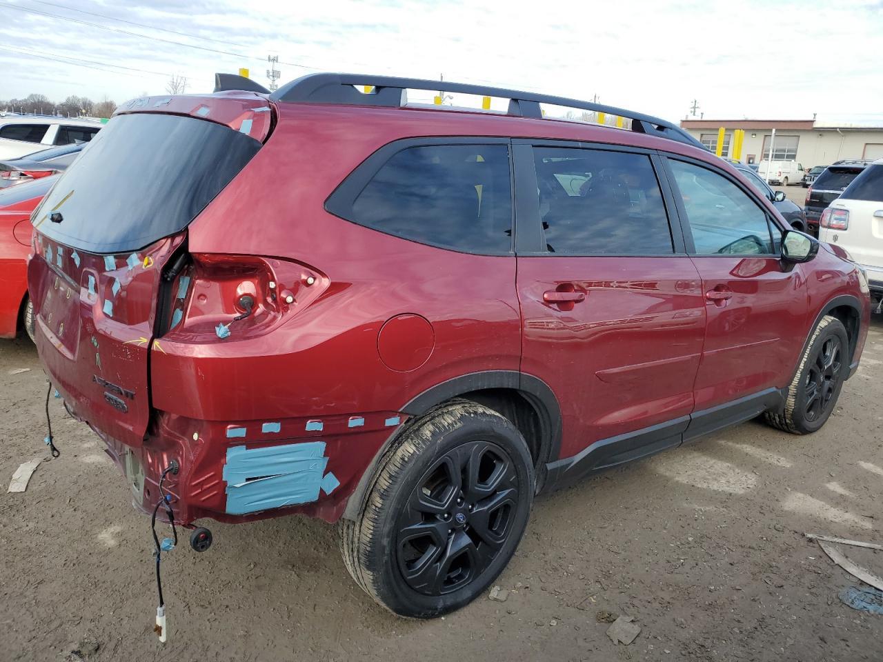 2024 Subaru Ascent Onyx Edition - Image 3