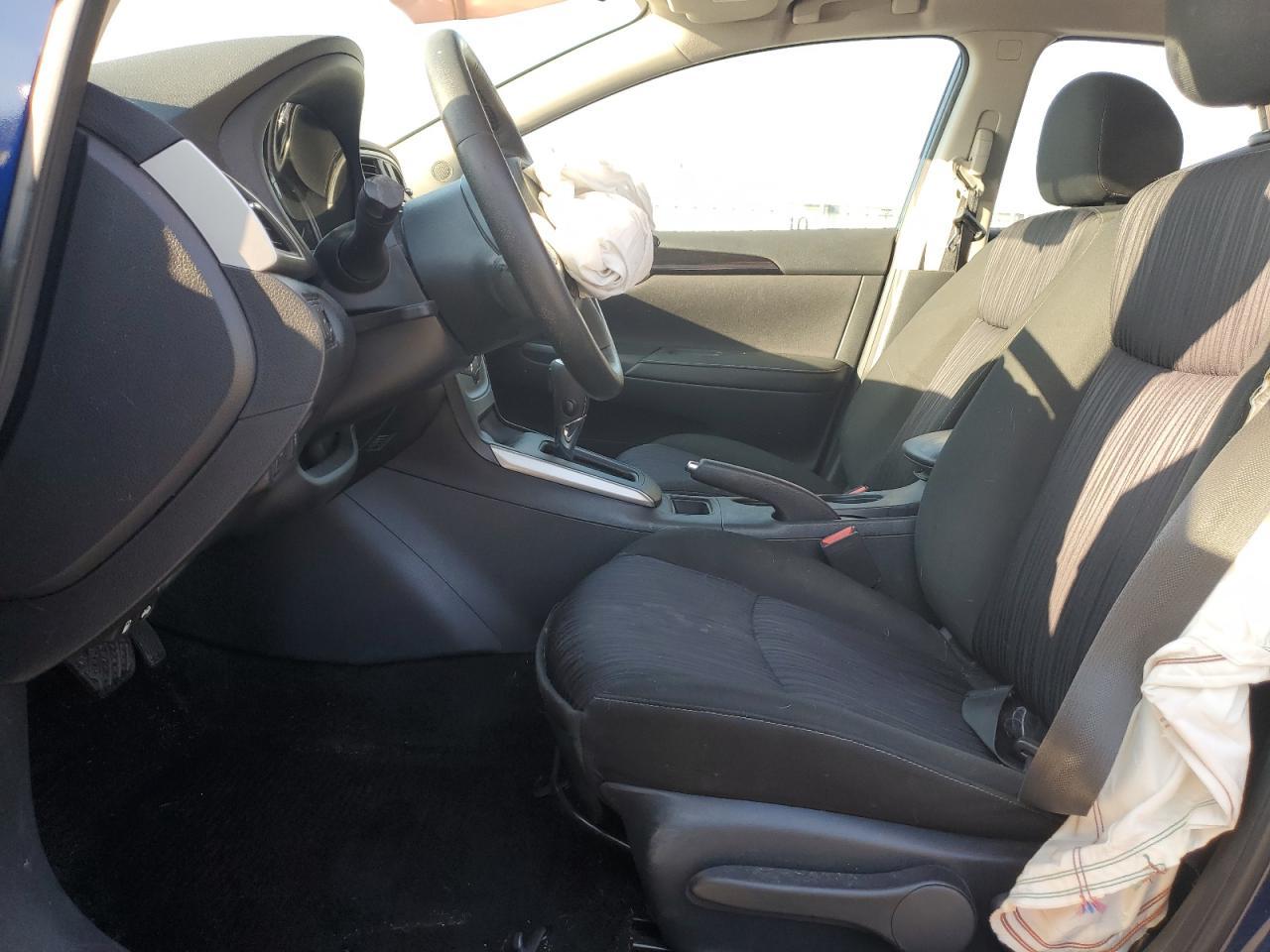 2019 Nissan Sentra S - Фото 7