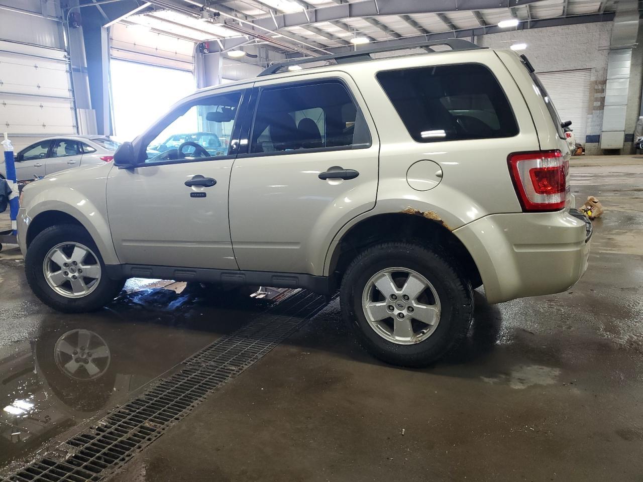2012 Ford Escape Xlt - Фото 2