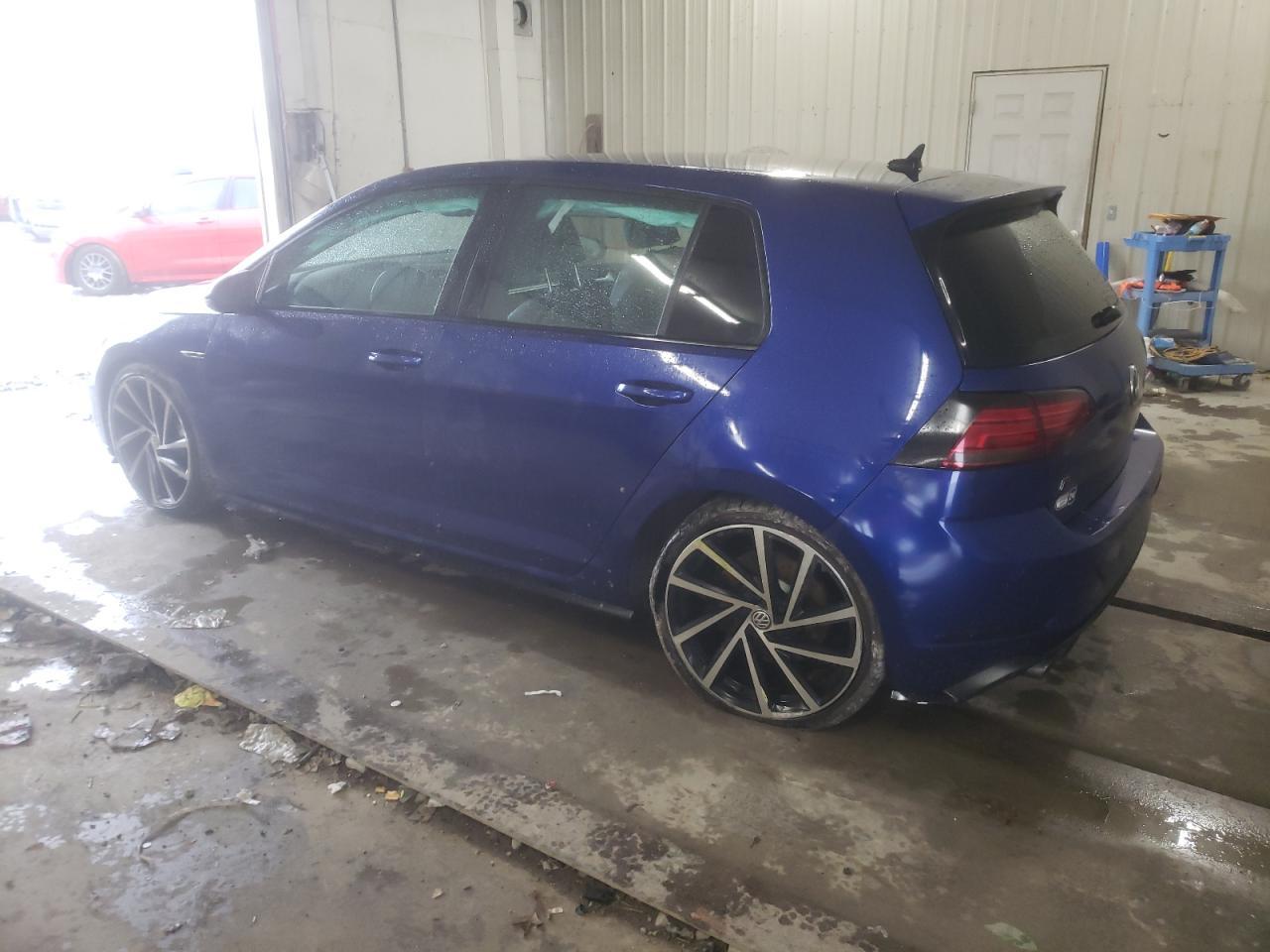 2018 Volkswagen Golf R - Фото 2