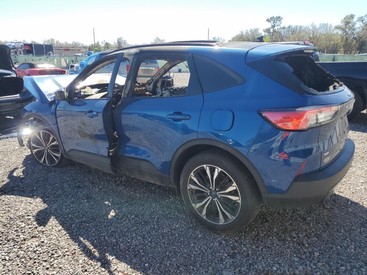 2022 Ford Escape Se - Image 2
