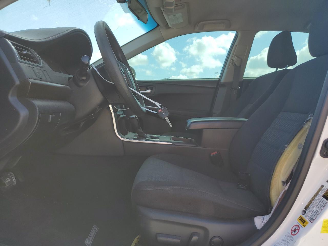 2017 Toyota Camry Le - Фото 7
