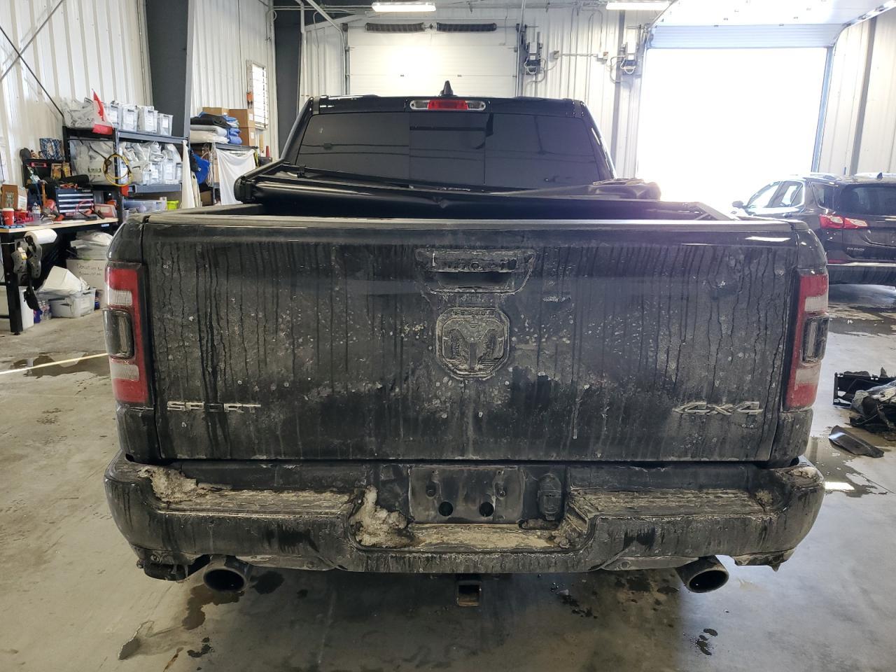 2022 Ram 1500 Sport - Фото 6