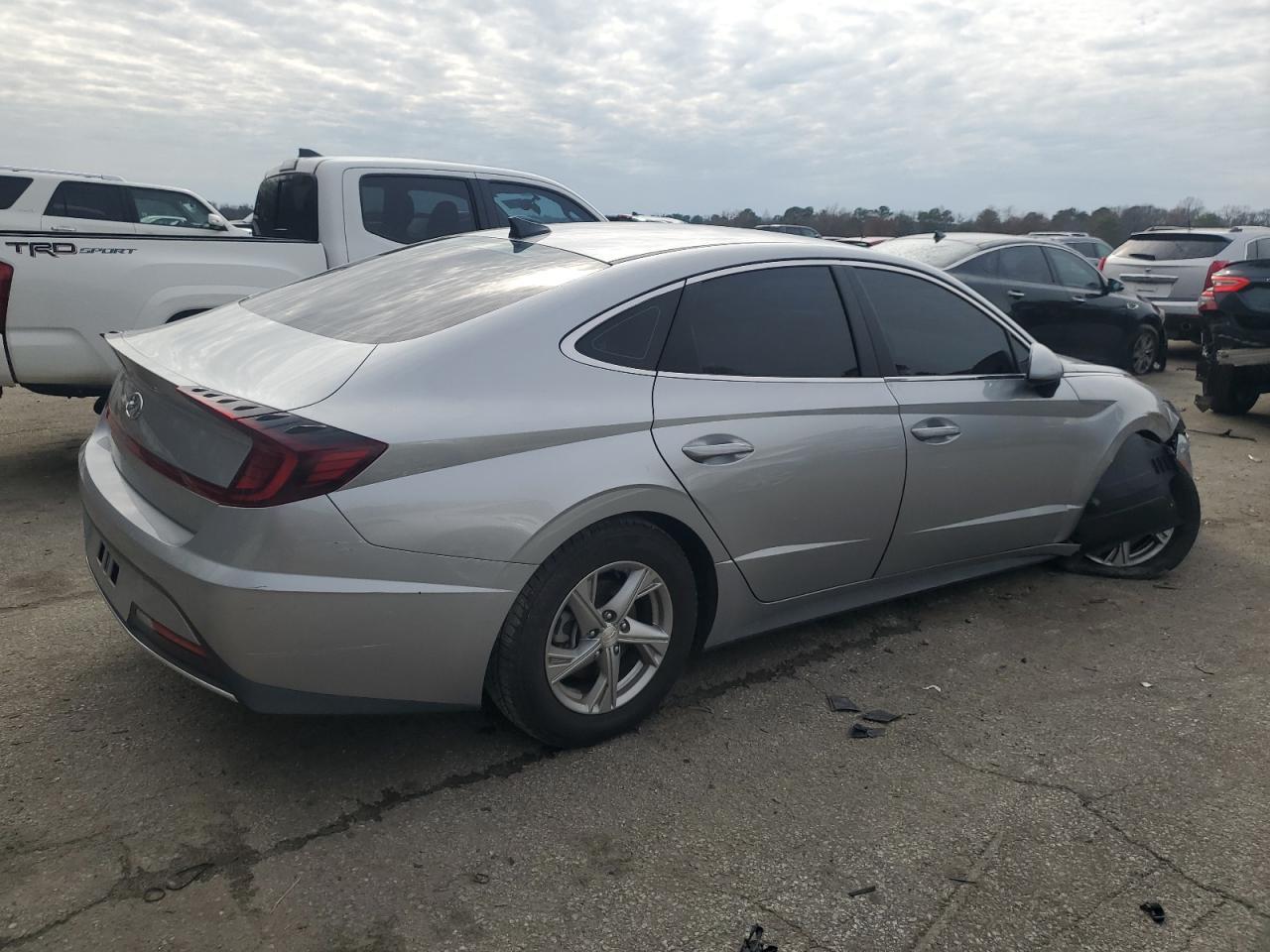 2021 Hyundai Sonata Se - Фото 3