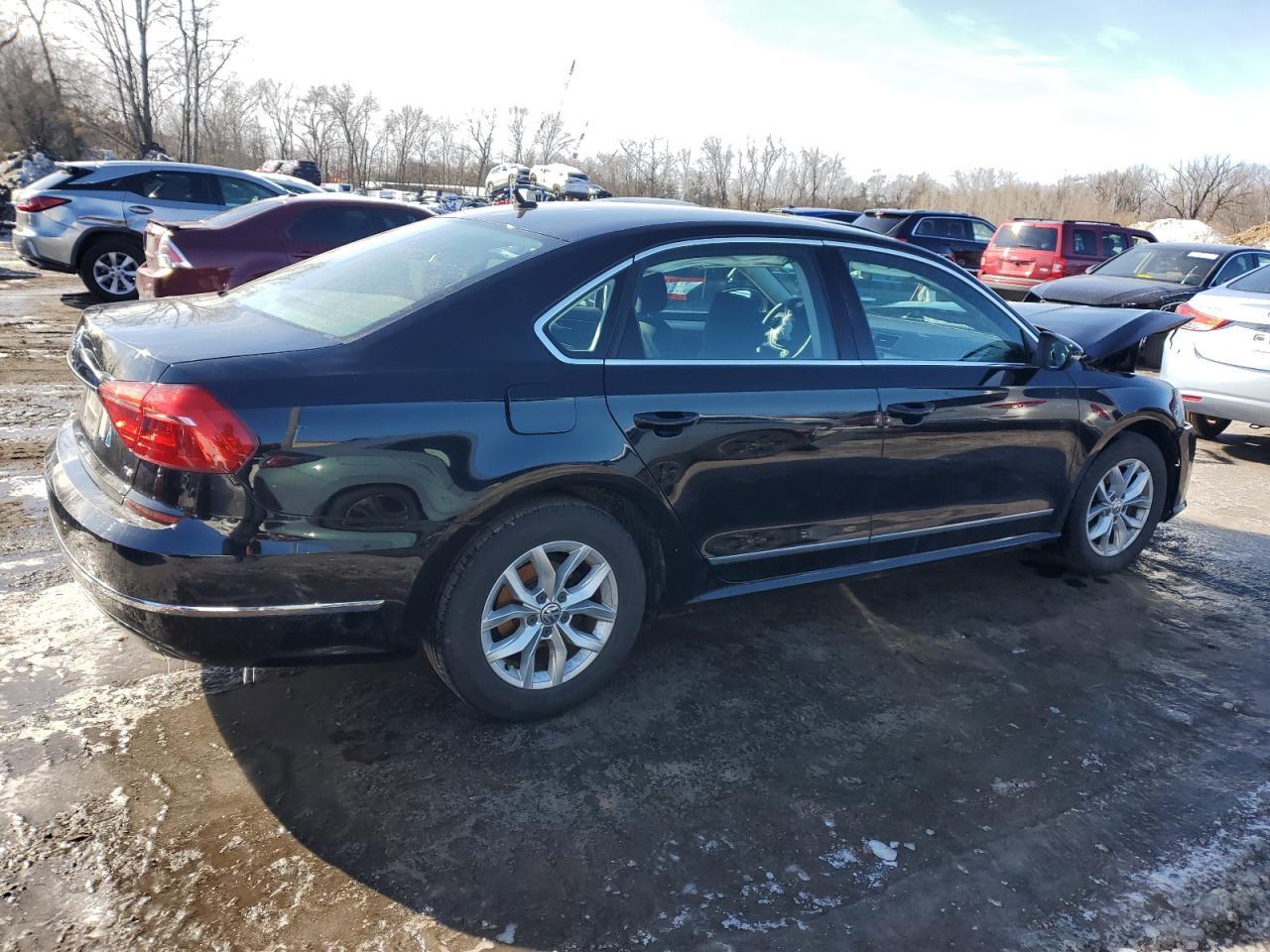 2016 Volkswagen Passat S - Image 3