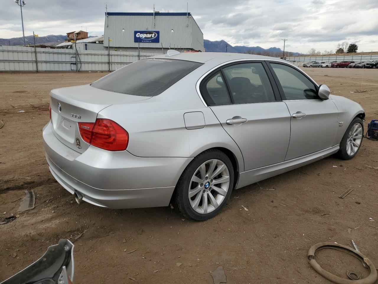 2011 BMW 335 Xi - Фото 3