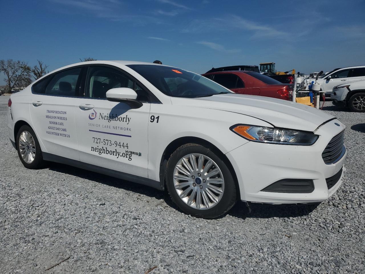 2015 Ford Fusion S Hybrid - Фото 4